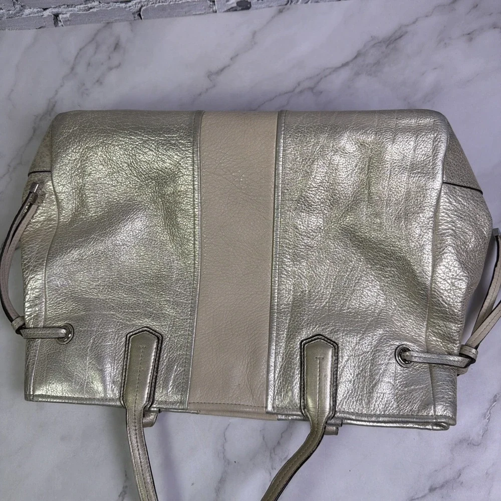 Coach Chelsea Leather Stripe Platinum Charlie ToteBag Purse J1126‎ 18962